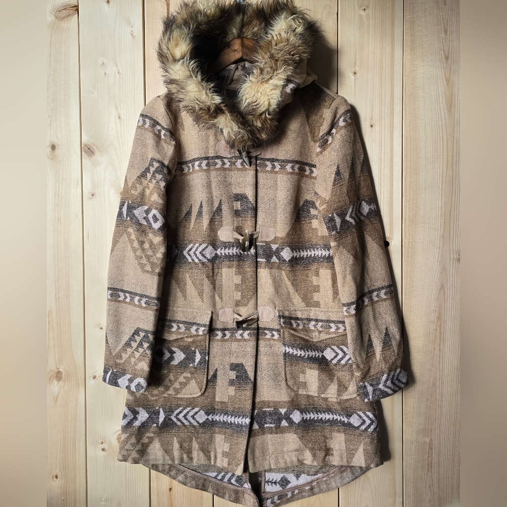 BB Dakota Southwestern Pattern Hooded Toggle Button Coat Faux Fur Womens XS